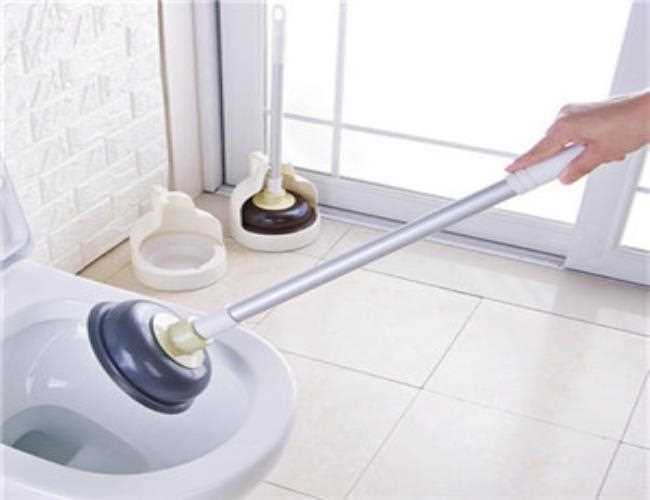 东沿村南街管道疏通下水道疏通弹簧拔不出来了