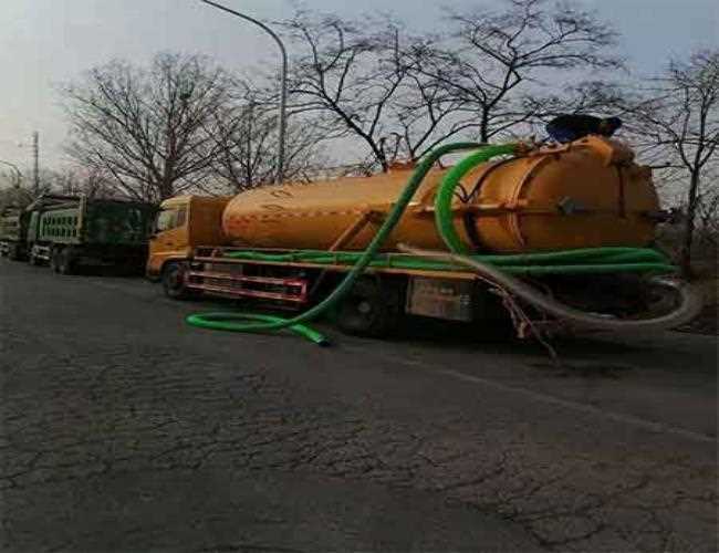 清理化粪池图片(清理化粪池图片大全)