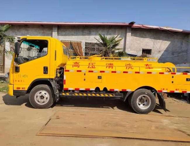 北京抽污水（北京抽污水抽粪车电话是多少）.jpg